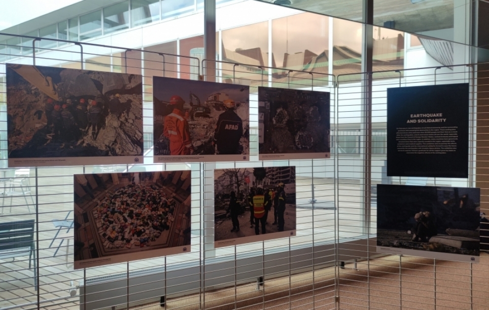 Session de printemps de l’APCE : une exposition dédiée aux séismes en Türkiye inaugurée au Palais de l’Europe