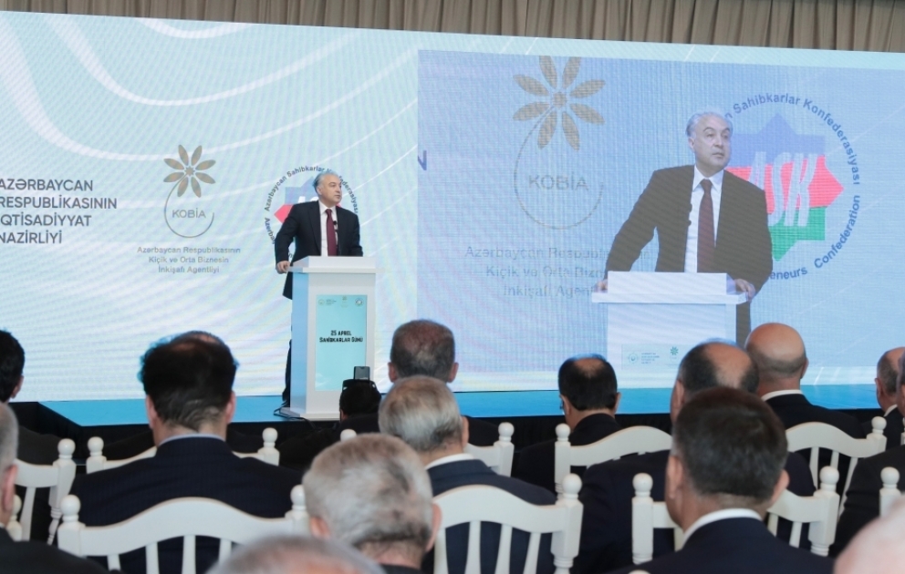 Xalid Əhədov: Sahibkarlığın inkişafı prioritet istiqamətdir