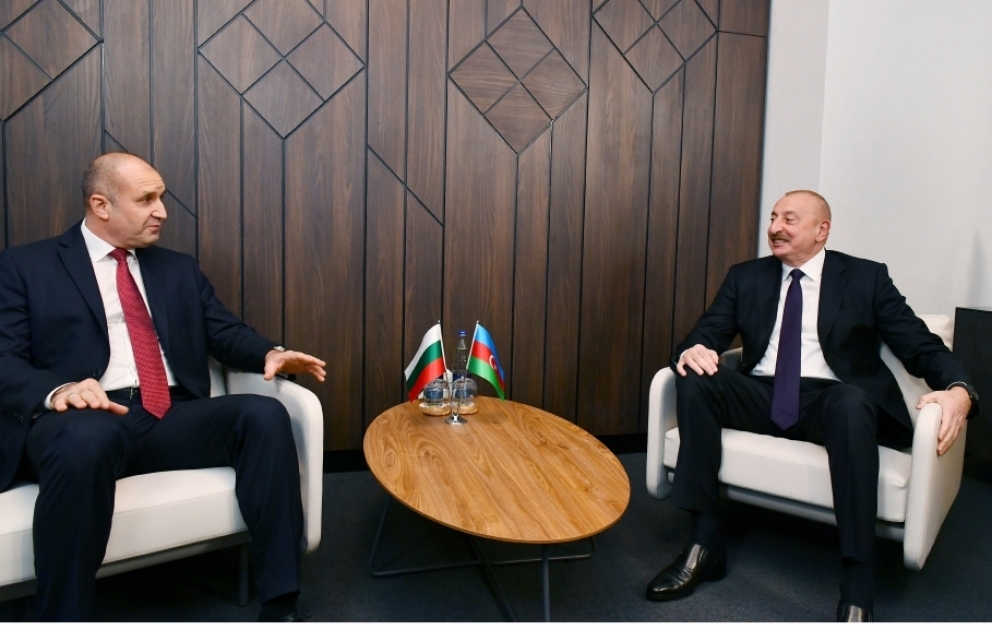Le président azerbaïdjanais s’entretient en tête-à-tête avec son homologue bulgare