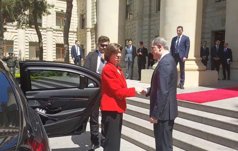 Azerbaijani, French FMs holding one-on-one meeting in Baku