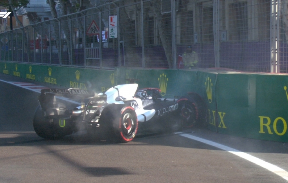 Nik de Vris Formula 1 Azərbaycan Qran-Prisinin sıralanma turunda qəza törədib