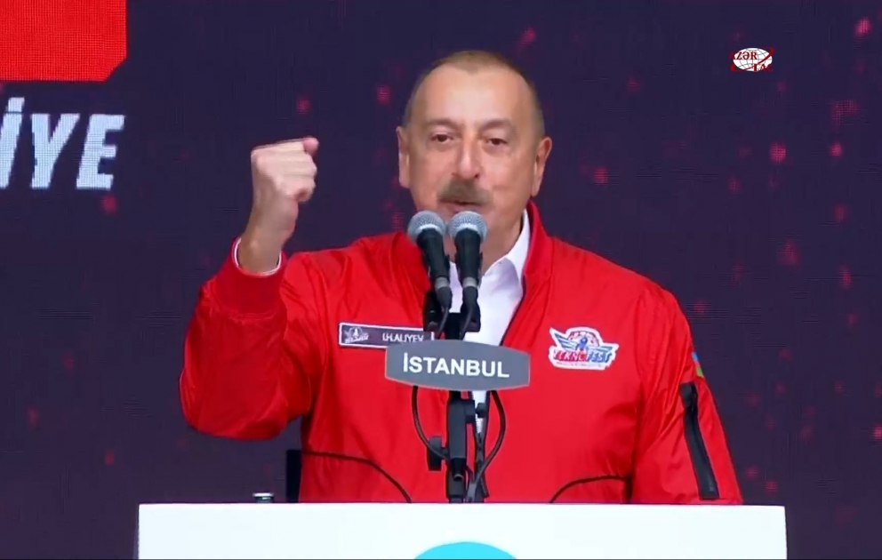 Prezident: “Bir millət, iki dövlət”, əlavə etmək istəyirəm, bir yumruq!”