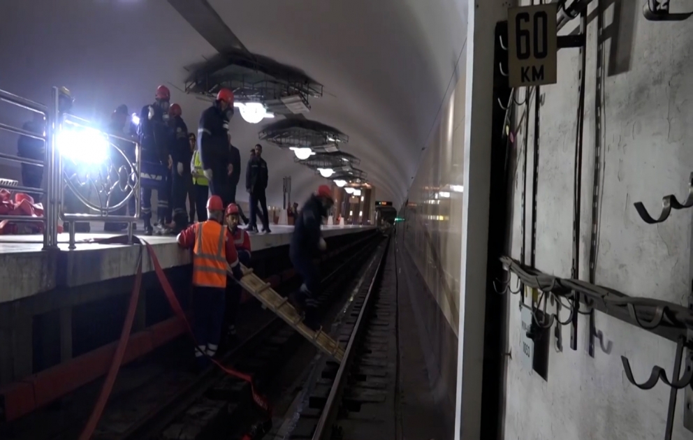 FHN metroda təlim keçirib