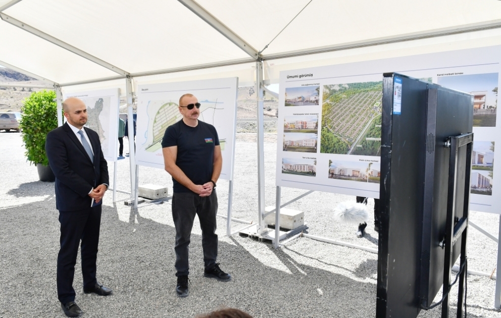 159 maisons seront construites dans la première phase dans le village de Zilanly de la région de Goubadly