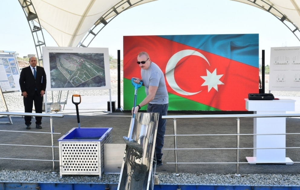 Füzuli şəhərinin daxili yol-küçə şəbəkəsinin təməli qoyulub