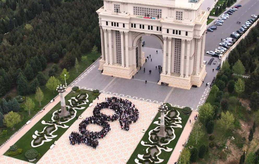 “Heydər Əliyev 100” - Gəncədə fləşmob