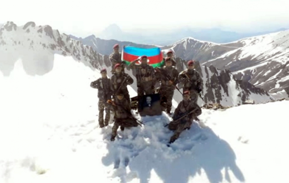 Əlahiddə Ümumqoşun Ordunun Xüsusi Təyinatlıları “Qapıcıq” zirvəsinə yürüş edib