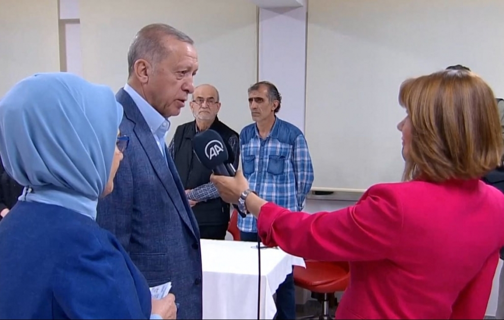 Ərdoğan: Zəlzələ bölgələrindəki vətəndaşlarımızın səsvermədə iştirak etməsi vacibdir