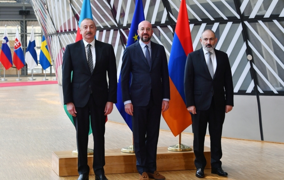Entretien du président Ilham Aliyev avec le président du Conseil européen et le premier ministre arménien à Bruxelles