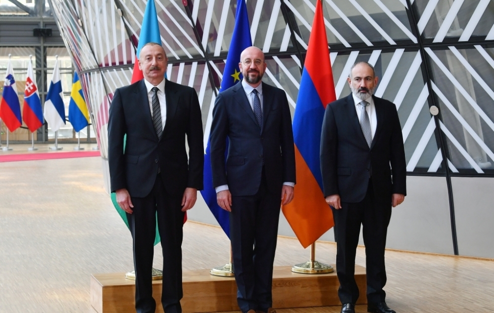President Ilham Aliyev`s meeting with President of European Council and Prime Minister of Armenia started in Brussels