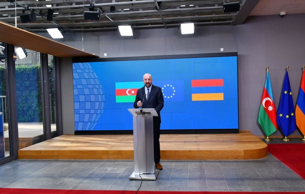 Aİ prezidenti Şarl Mişel görüşdən sonra bəyanatla çıxış edib