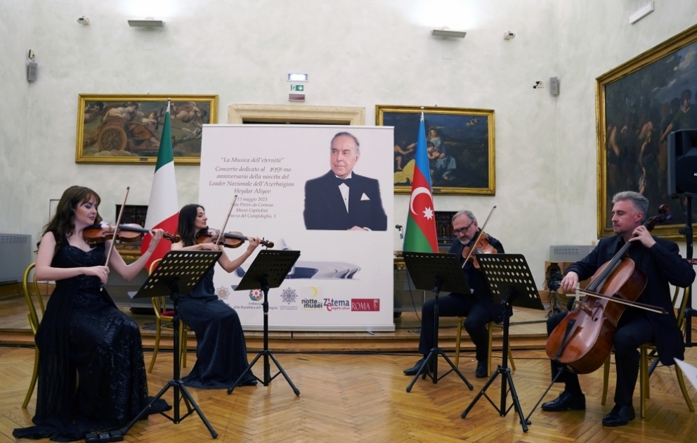 Romada Ulu Öndərin yubileyinə həsr olunmuş konsert keçirilib