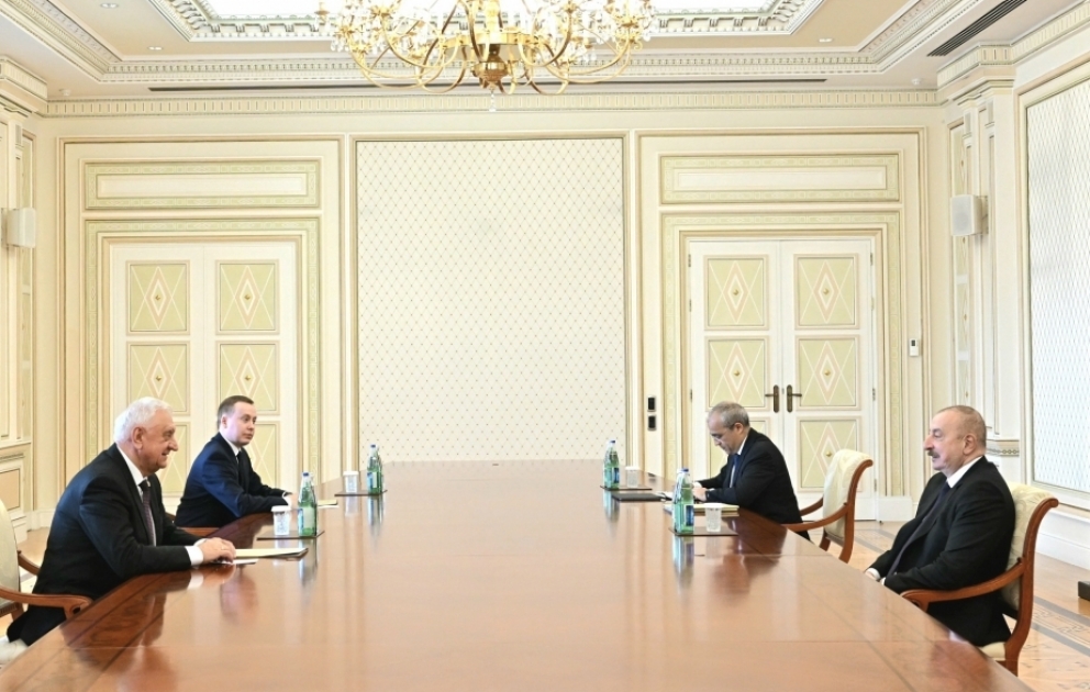 Präsident Ilham Aliyev empfängt Vorsitzenden der Eurasischen Wirtschaftskommission