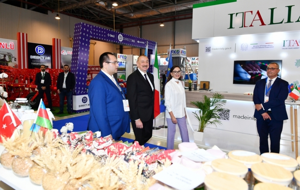 Prezident İlham Əliyev və birinci xanım Mehriban Əliyeva XVI “Caspian Agro” və XXVIII “InterFood Azerbaijan” sərgiləri ilə tanış olublar  YENİLƏNİB
