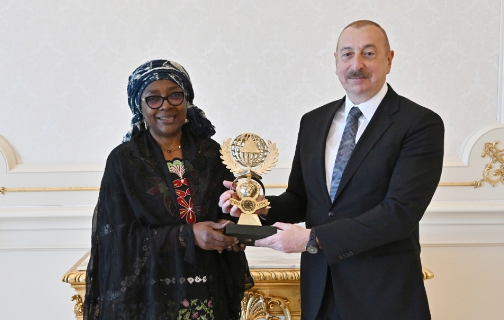 Präsident Ilham Aliyev empfängt Generalsekretärin der Internationalen Zivilschutzorganisation