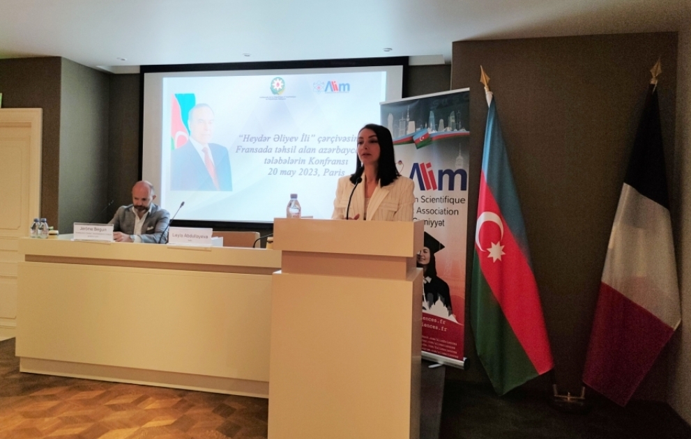 Parisdə azərbaycanlı doktorantlarla konfrans keçirilib