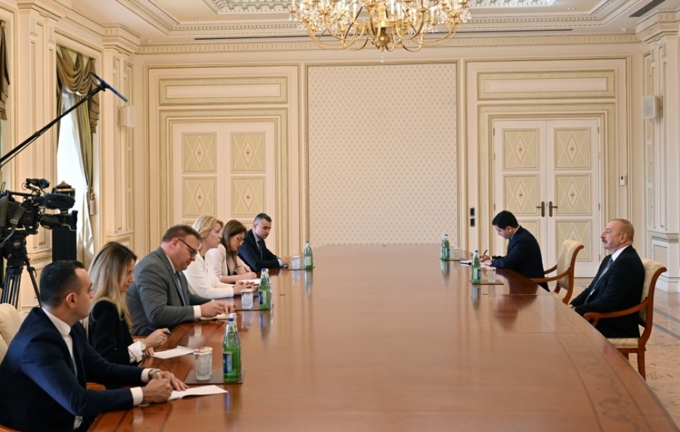 Le président azerbaïdjanais rencontre la présidente du Parlement monténégrin