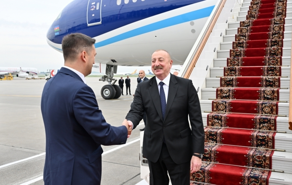 Le président azerbaïdjanais Ilham Aliyev entame une visite de travail en Russie