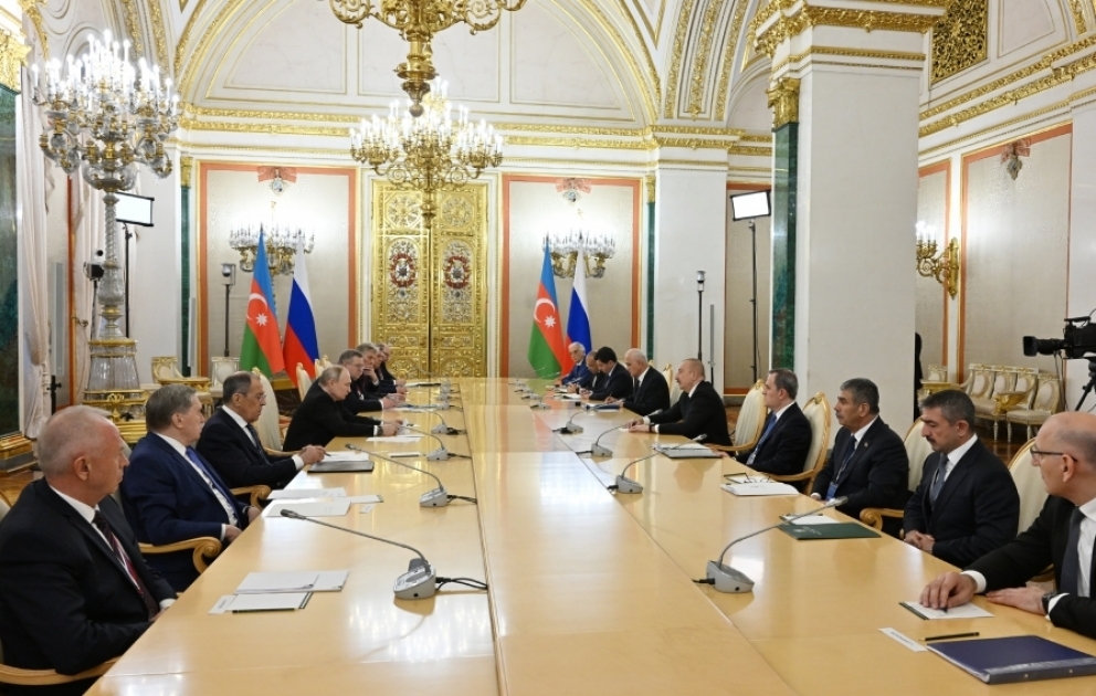 Treffen von Präsident Ilham Aliyev mit Präsident Wladimir Putin in Moskau