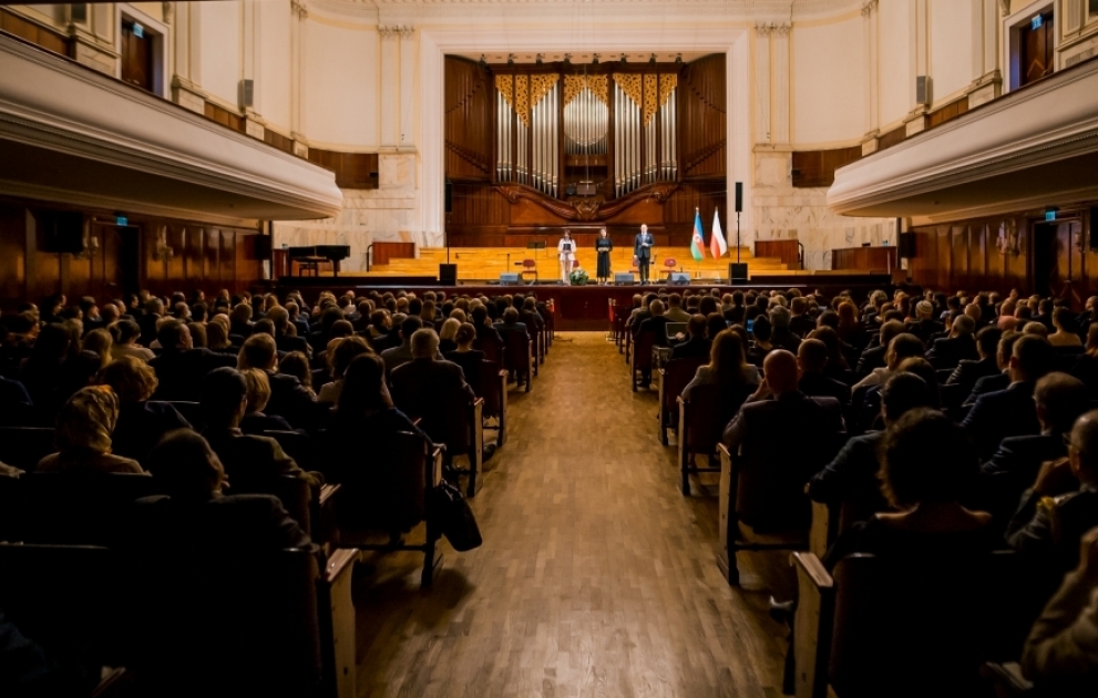 Polşada Müstəqillik Günü, Ulu Öndərin 100 illik yubileyi və Silahlı Qüvvələri Günü təntənə ilə qeyd olunub