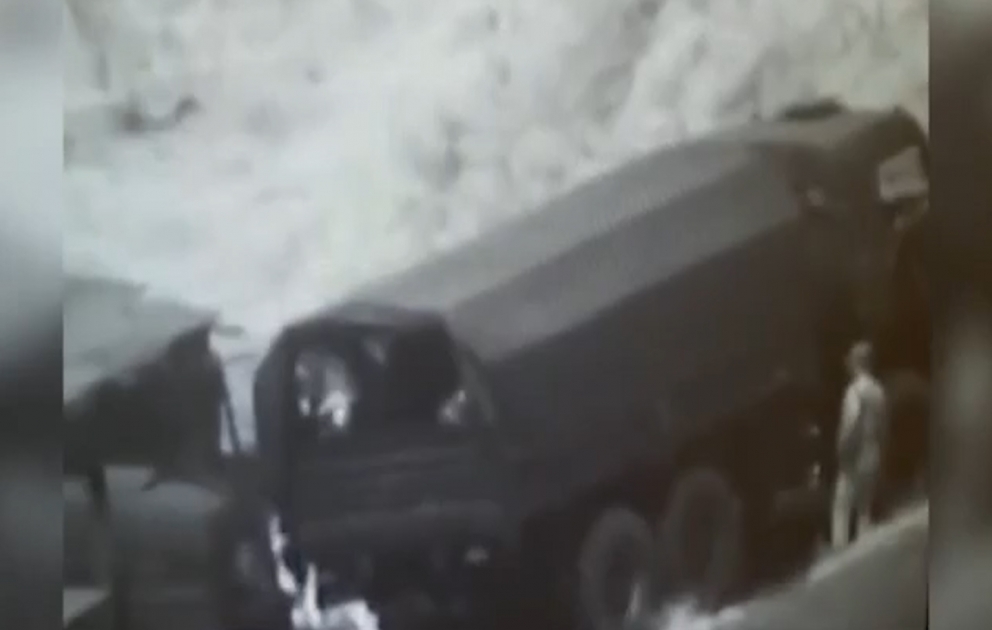 Rusiya sülhməramlılarının müşayiəti altında ermənilərin qanunsuz daşımaları davam edir