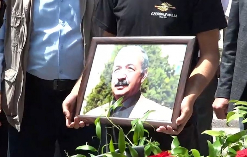 Elxan Qasımov son mənzilə yola salındı