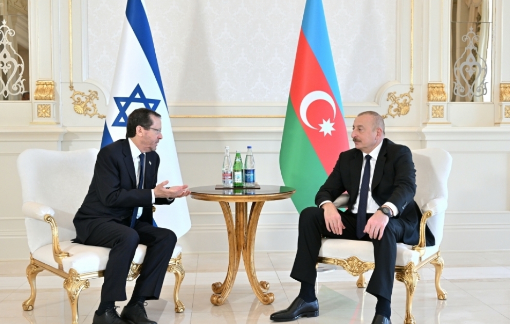 Azerbaijani and Israeli Presidents held one-on-one meeting
