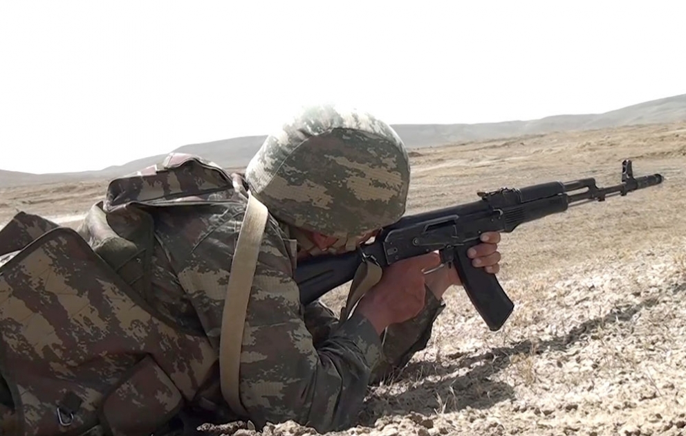 "N" hərbi hissəsində döyüş atışlı taktiki təlim keçirilib