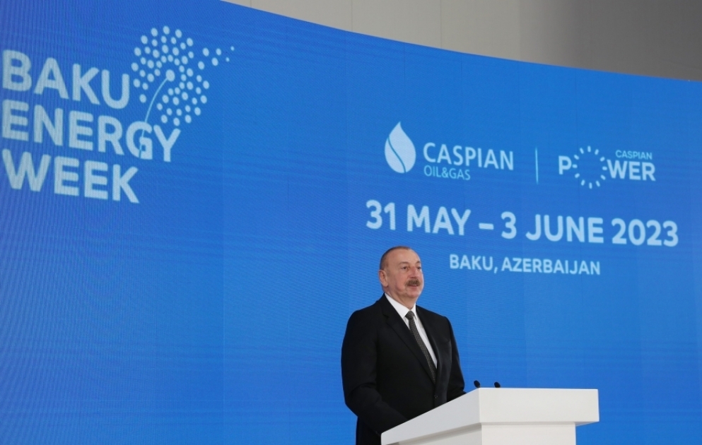 Prezident İlham Əliyev Bakı Enerji Həftəsi çərçivəsində 28-ci Beynəlxalq Xəzər Neft və Qaz Sərgisinin rəsmi açılış mərasimində iştirak edib YENİLƏNİB