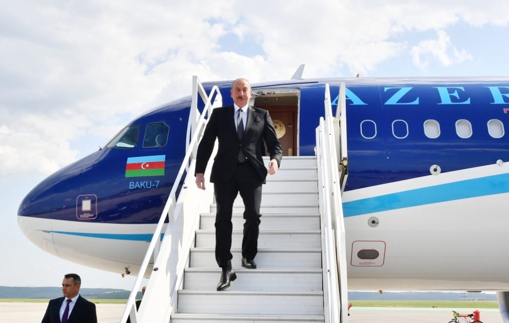 President Ilham Aliyev embarked on visit to Moldova