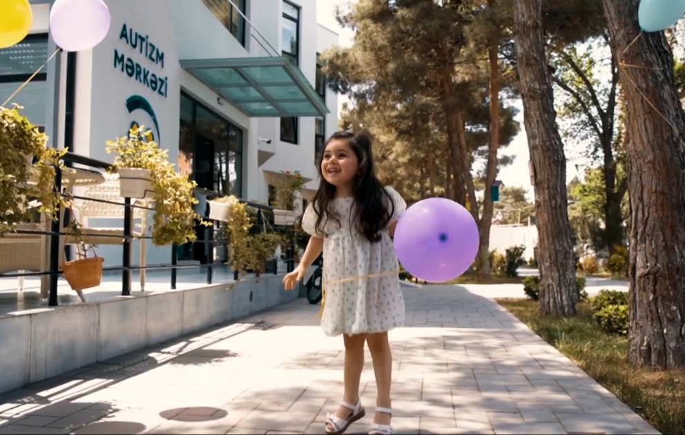Uşaqların Beynəlxalq Müdafiəsi Günü münasibətilə videoçarx
