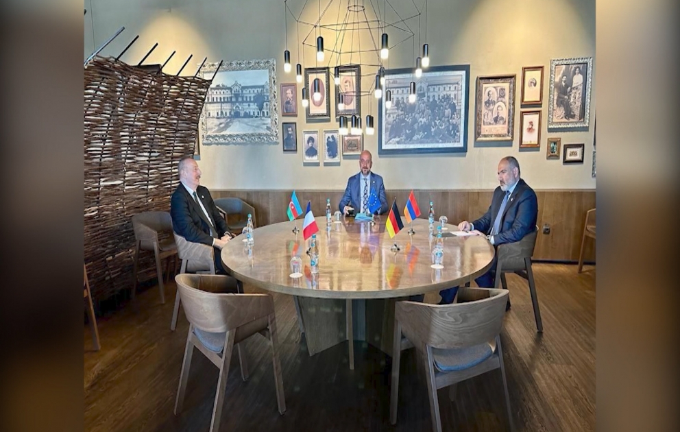 Kişineuda Azərbaycan, Ermənistan və Avropa İttifaqı Şurası liderləri arasında qeyri-rəsmi görüş olub