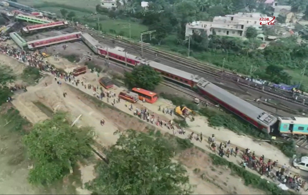 Inde : un accident ferroviaire fait plus de 200 morts et 900 blessés