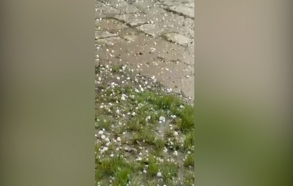 Şuşaya dolu yağıb