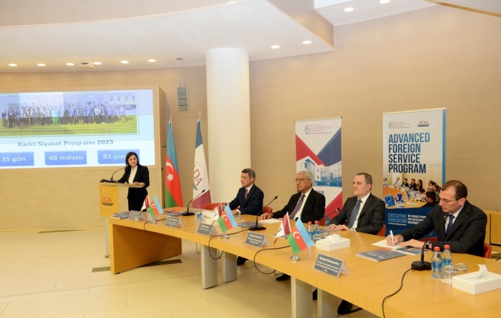 XİN gənc diplomatların işə qəbulu üçün seçim prosesinə başlayacaq