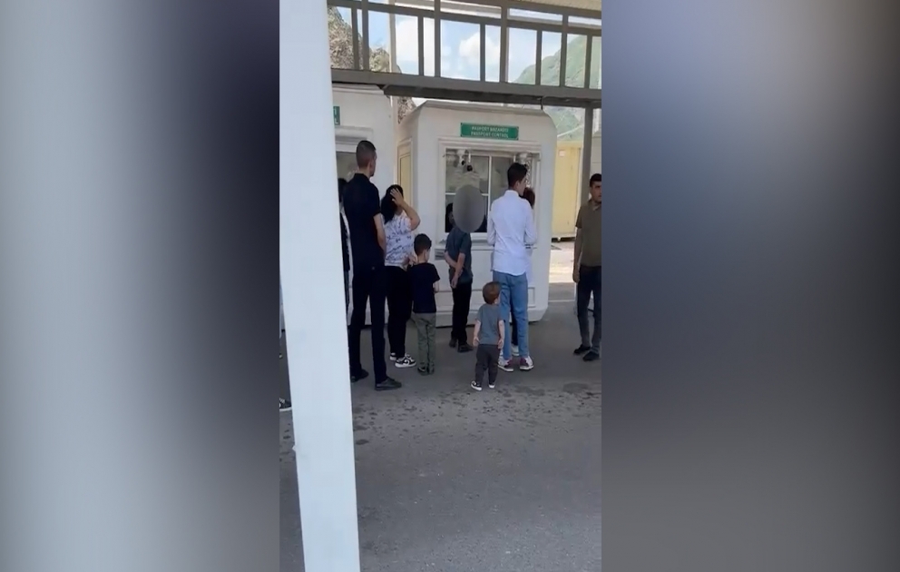 Карабахские армяне беспрепятственно пересекли границу в направлении Ханкенди - Горус