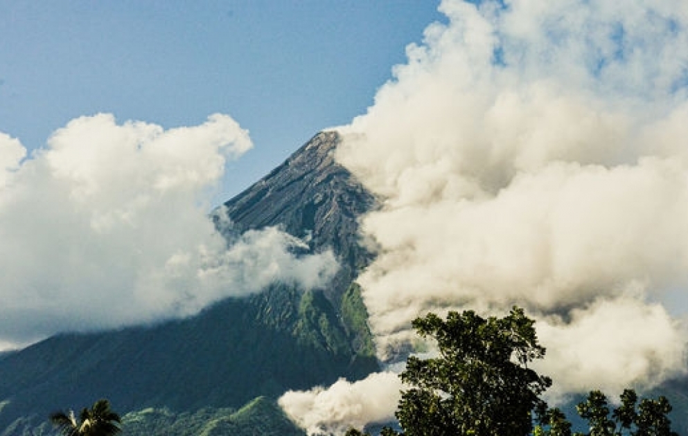 Philippines: Thousands evacuated around Mayon Volcano