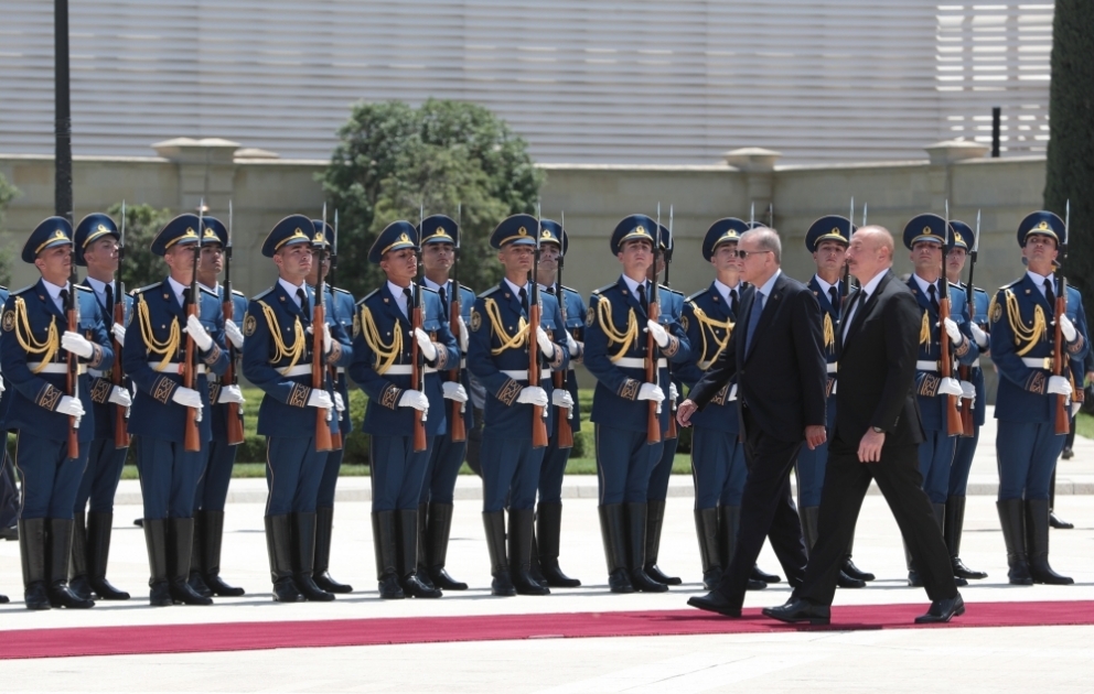 Türkiyə Prezidenti Rəcəb Tayyib Ərdoğanın rəsmi qarşılanma mərasimi olub