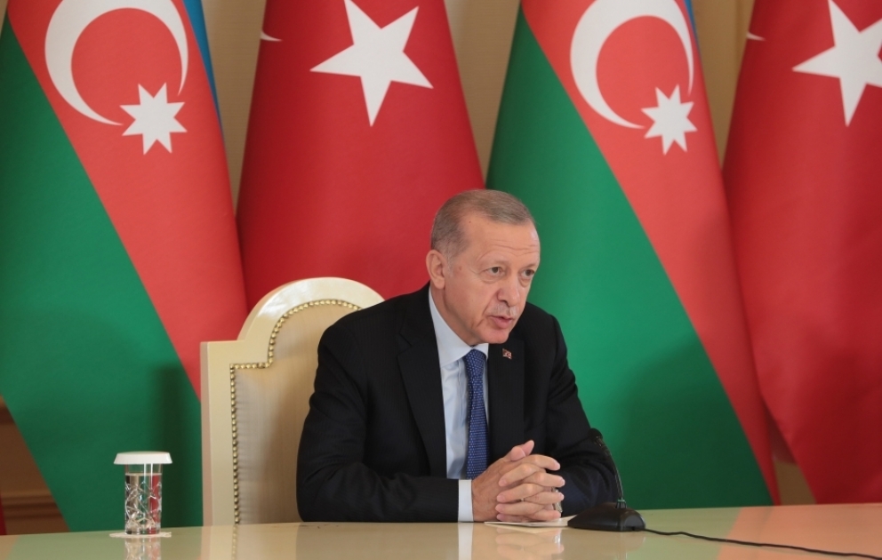 Prezident Ərdoğan: Səlahiyyətlərimin icrasına başlama mərasimində İlham qardaşımın xanımı ilə birlikdə iştirakı dünyaya və Türkiyəyə bir mesajdır