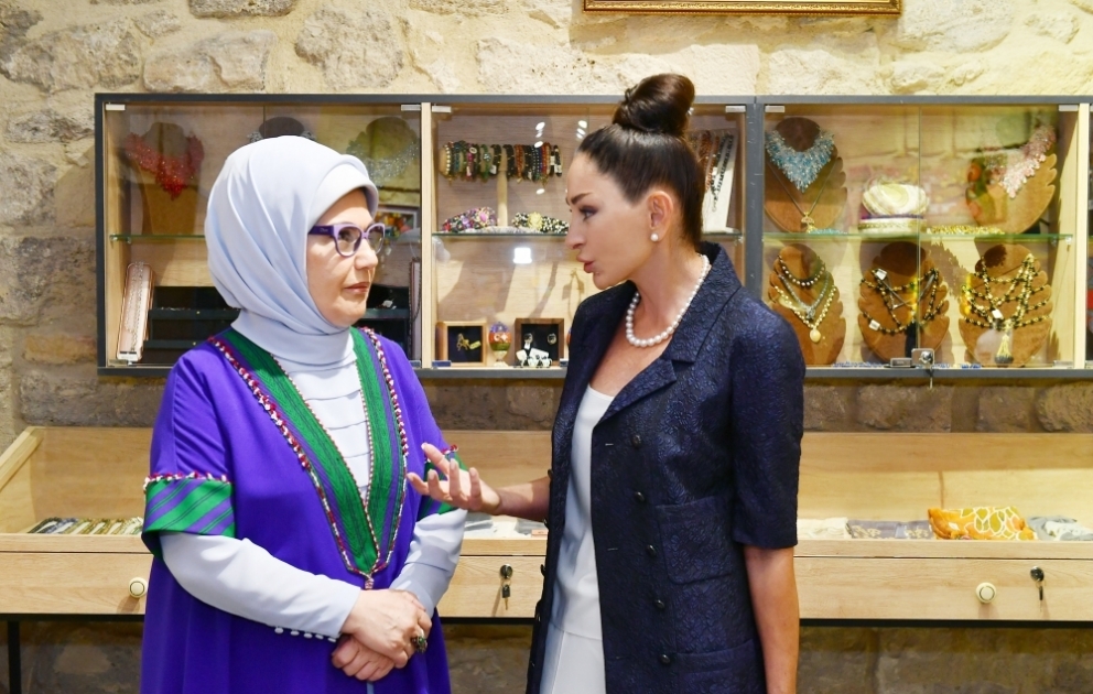 First ladies of Azerbaijan and Türkiye visited Icherisheher