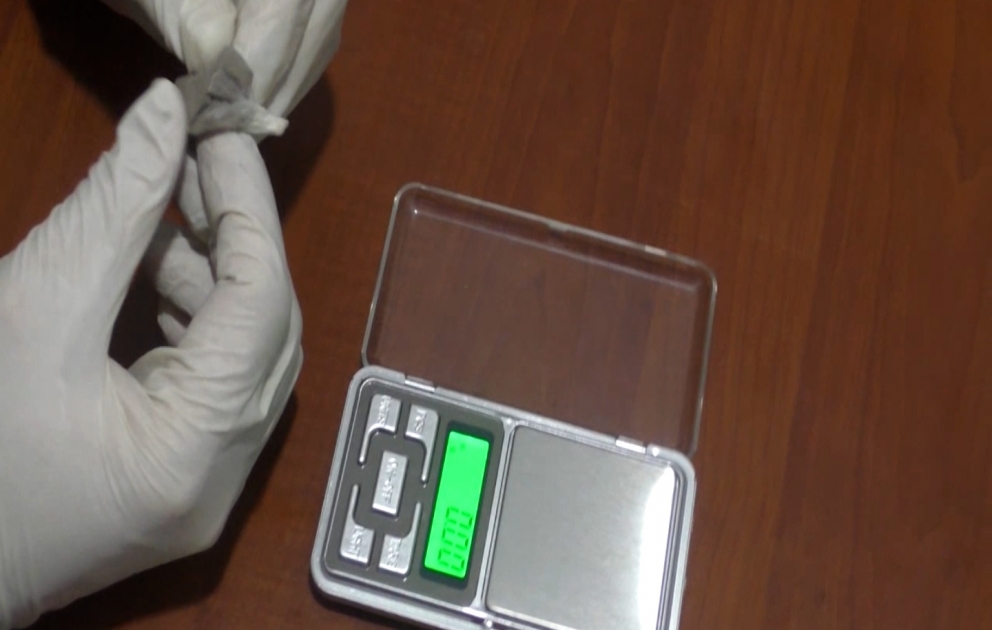 Astara sakinindən 5 kiloqramdan artıq narkotik vasitə aşkarlanıb