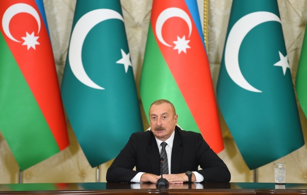 Bakı ilə İslamabad arasında uçuşların sayı artırılacaq