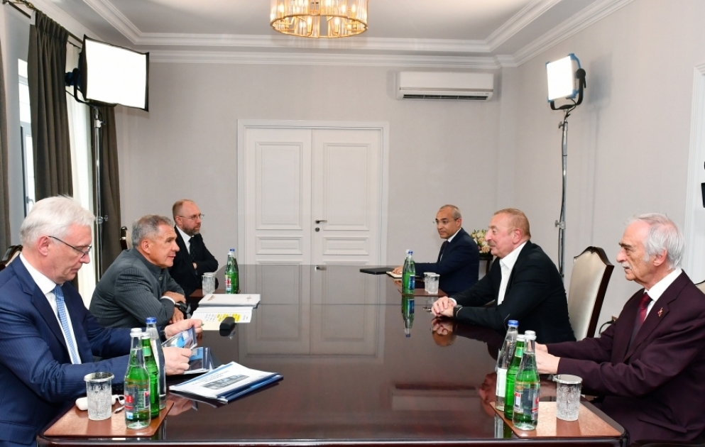 Le président azerbaïdjanais et le dirigeant du Tatarstan s’entretiennent dans la région de Zenguilan