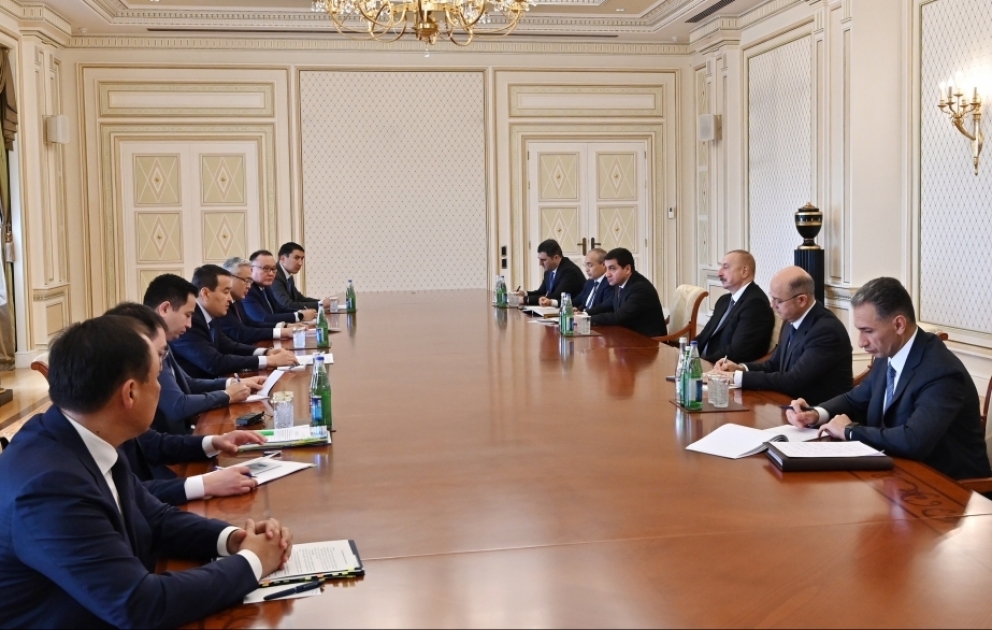 Präsident Ilham Aliyev empfängt Premierminister von Kasachstan