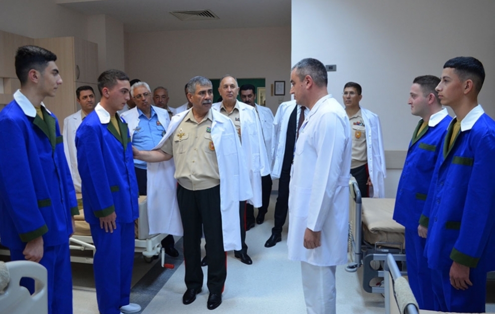 Silahlı Qüvvələr Günündə hərbi hospital ziyarət edilib