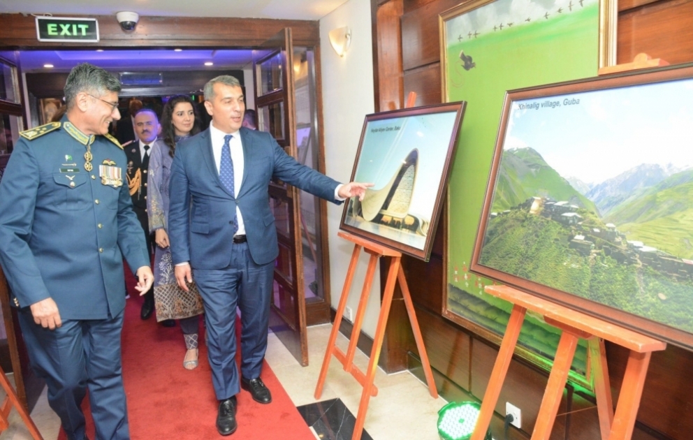 Silahlı Qüvvələrinin 105 illik yubileyi Pakistanda qeyd olunub