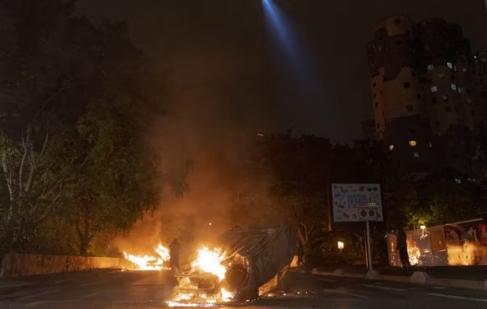 Во Франции продолжаются беспорядки после убийства 17-летнего подростка