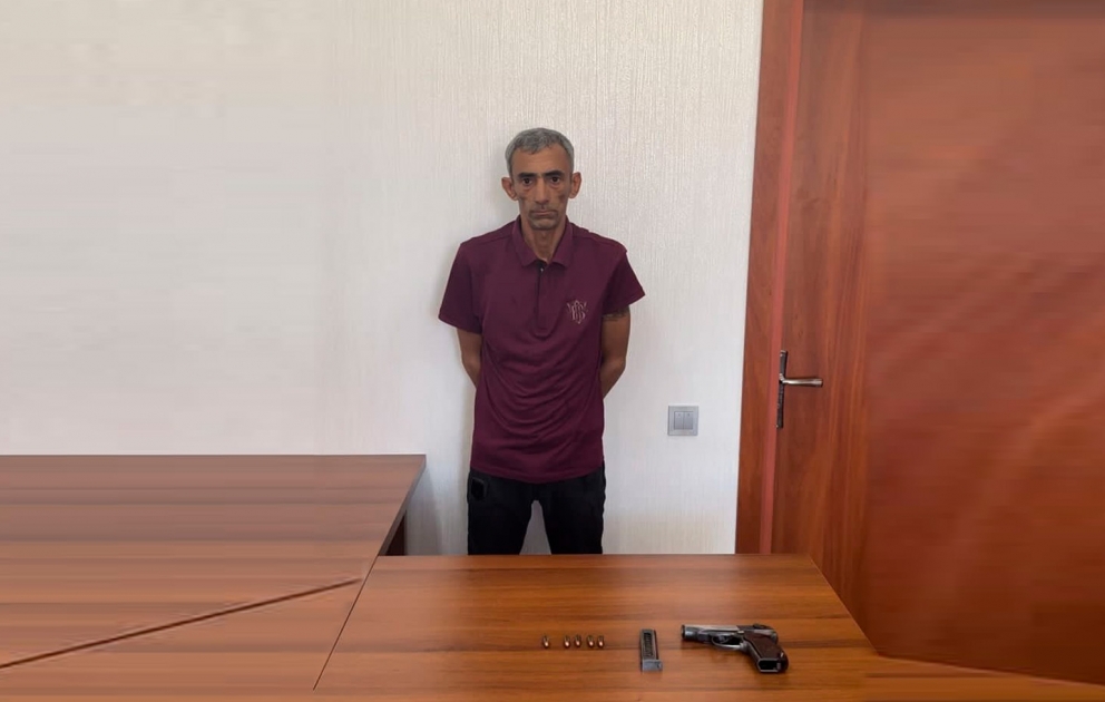 Novxanıda “Makarov” satmaq istəyən şəxs saxlanılıb