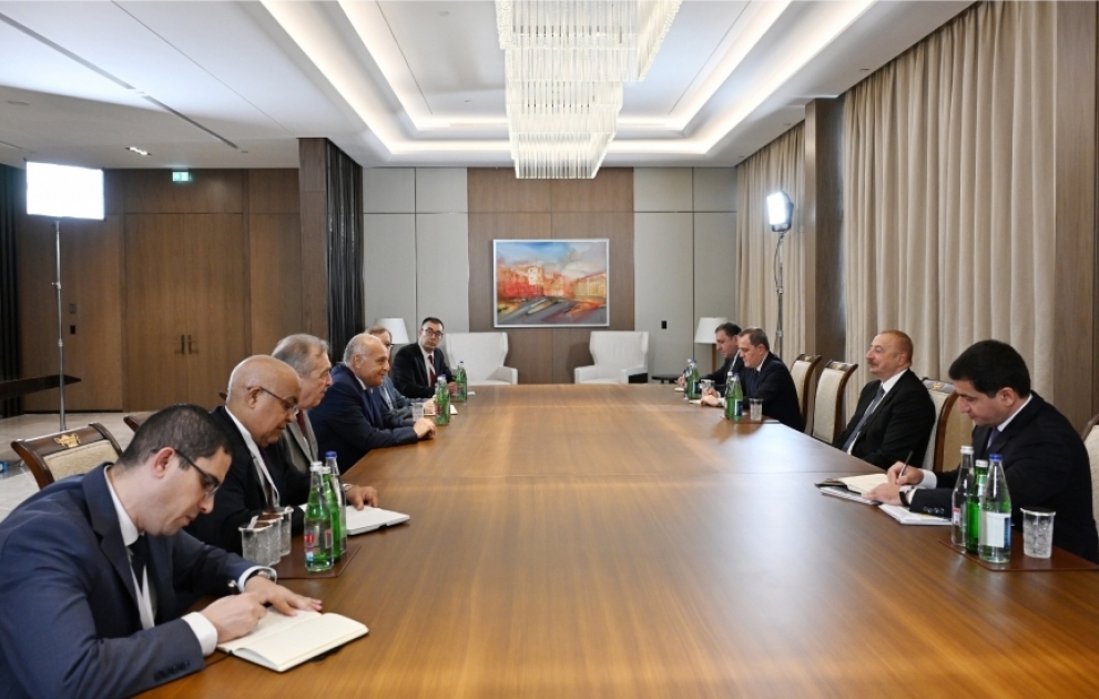 President Ilham Aliyev received Minister of Foreign Affairs and National Community Abroad of Algeria