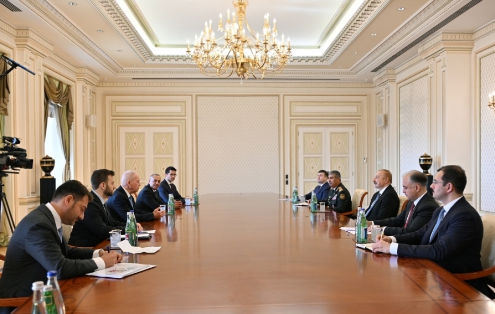 Le président Ilham Aliyev reçoit le ministre israélien de la Défense